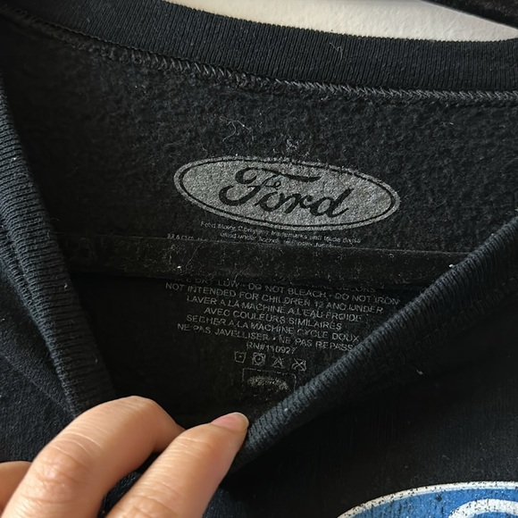 Ford boys sweaterSize S - Picture 3 of 5